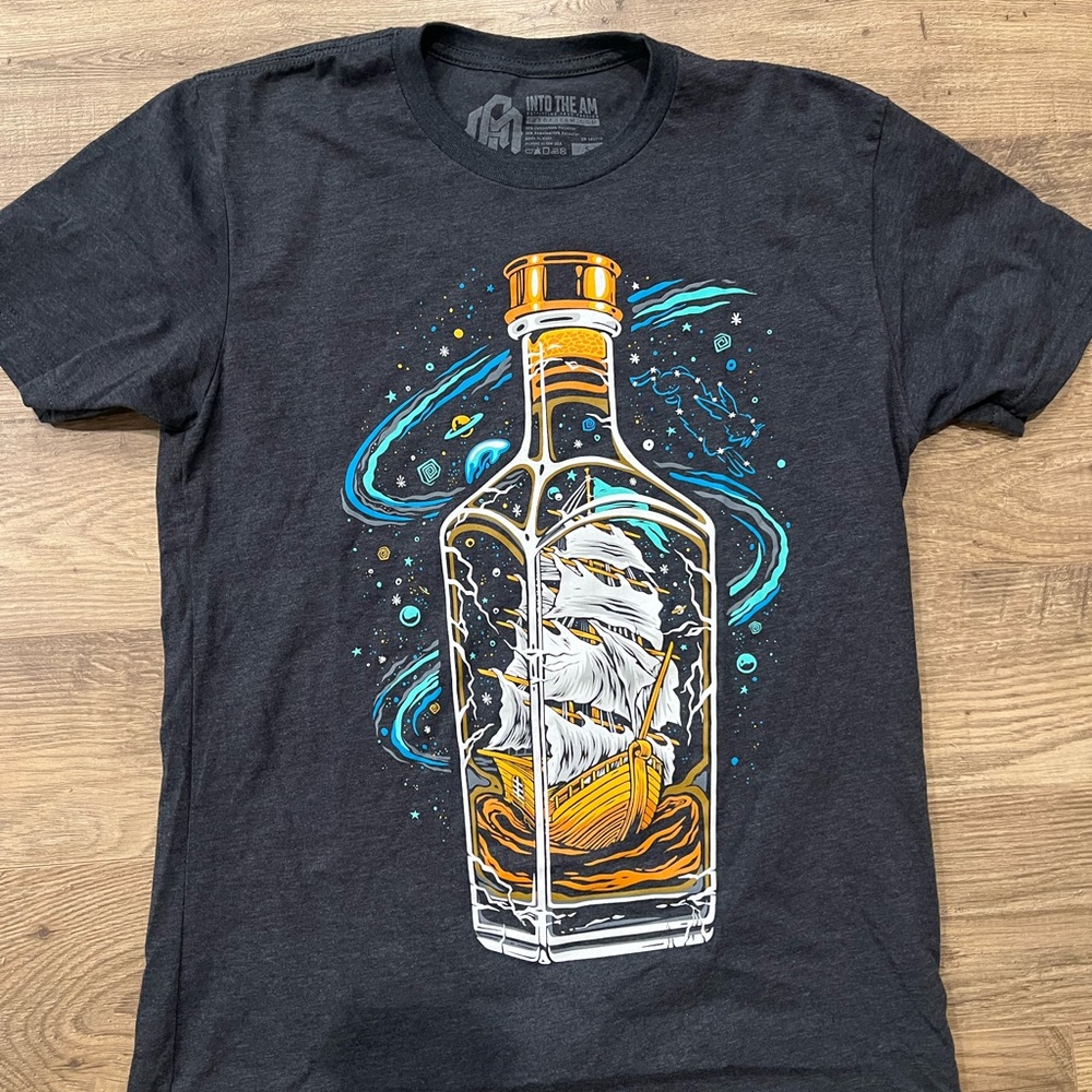 Into the AM ship in a bottle tee size S - dark heather grey